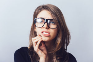 women suffering from hurt wisdom teeth